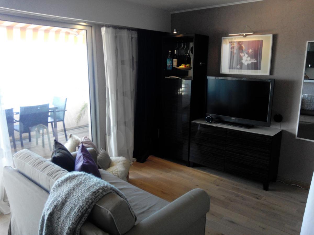 Monaco Hilltop Suites Босолей Номер фото